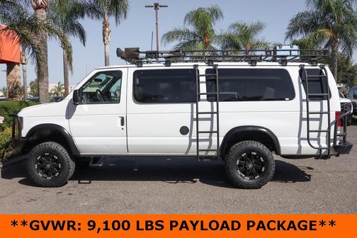 2012 Ford E350 Super Duty XLT