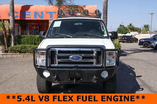 2012 Ford E350 Super Duty XLT