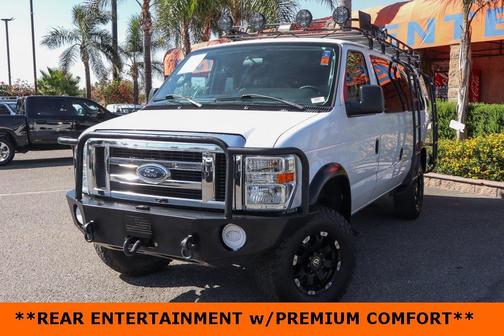 2012 Ford E350 Super Duty XLT