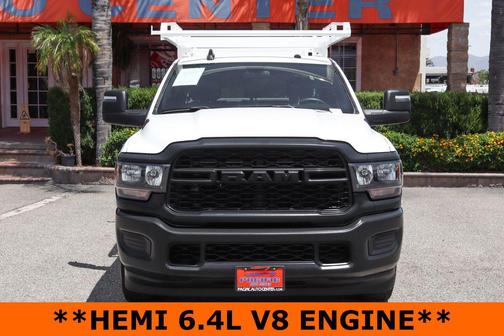 Bright White Clearcoat 2023 RAM 2500 Tradesman Crew Cab 4x2 8' Box