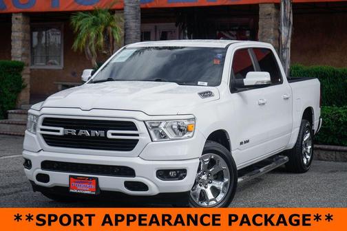 Bright White Clearcoat 2019 RAM 1500 Big Horn