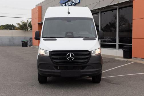 2025 Mercedes-Benz Sprinter 2500 High Roof