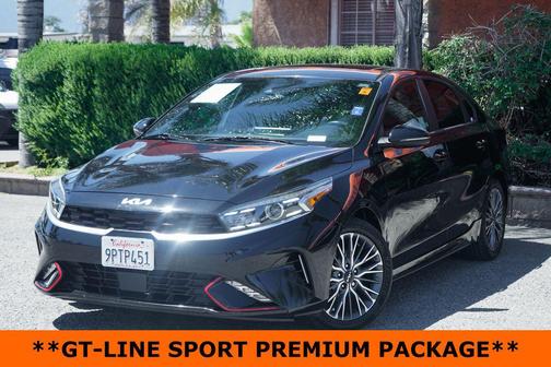 Aurora Black 2022 Kia Forte GT-Line