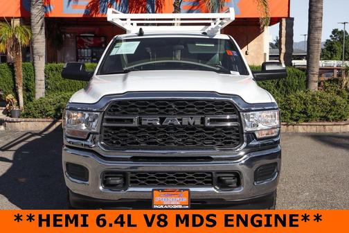 2022 RAM 2500 Tradesman Crew Cab 4x4 8' Box
