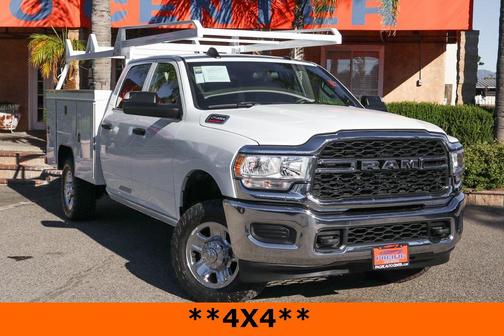 2022 RAM 2500 Tradesman Crew Cab 4x4 8' Box