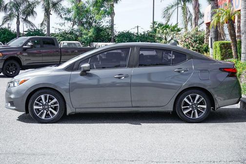 2021 Nissan Versa 1.6 SV