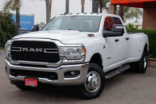 2023 RAM 3500 Big Horn Crew Cab 4x4 8' Box
