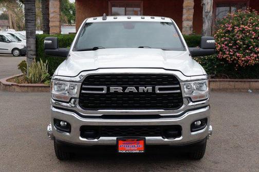 2023 RAM 3500 Big Horn Crew Cab 4x4 8' Box