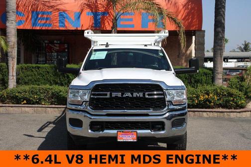 2021 RAM 2500 Tradesman Crew Cab 4x4 8' Box