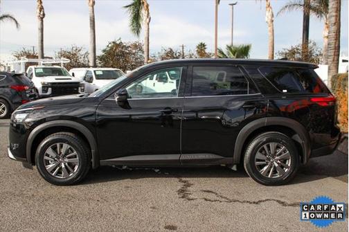 2024 Nissan Pathfinder S FWD