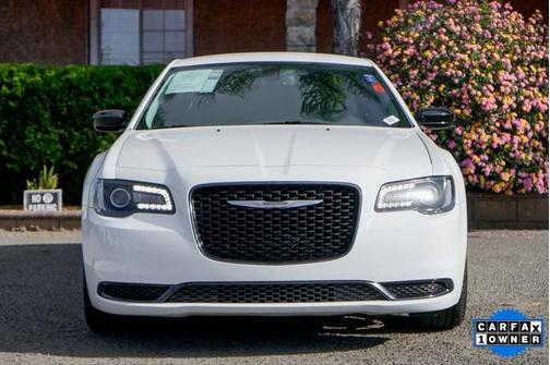 2019 Chrysler 300 Touring