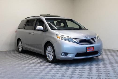 2017 Toyota Sienna Limited Premium