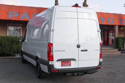 2025 Mercedes-Benz Sprinter 2500 High Roof