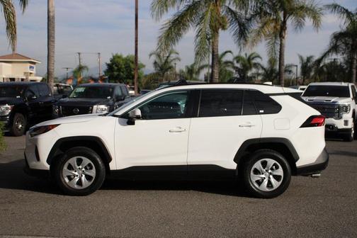 2019 Toyota RAV4 LE