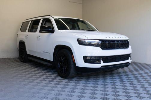 2023 Jeep Wagoneer Series III 4x4