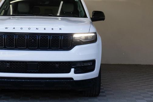 2023 Jeep Wagoneer Series III 4x4
