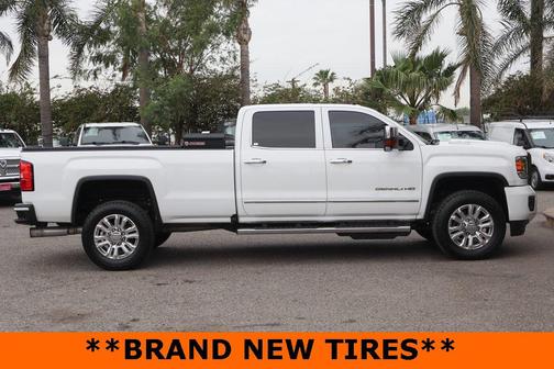 2017 GMC Sierra 3500 Denali