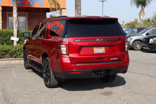 2021 Chevrolet Suburban RST