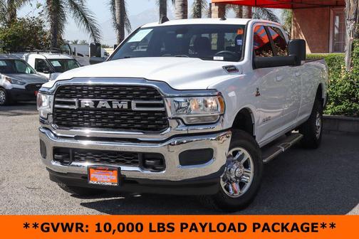 2022 RAM 2500 Big Horn Crew Cab 4x4 8' Box