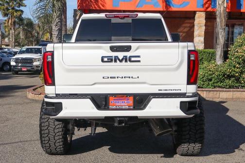 2024 GMC Sierra 2500 Denali Ultimate