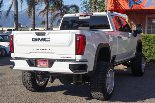 2024 GMC Sierra 2500 Denali Ultimate
