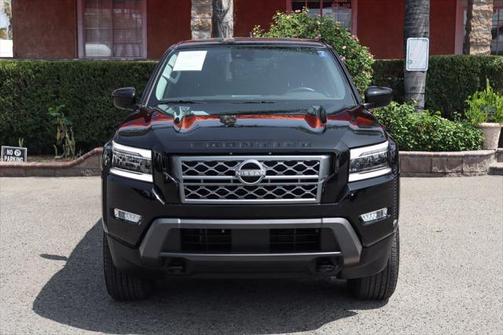 2024 Nissan Frontier SL