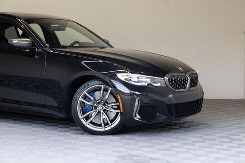 Black Sapphire Metallic 2020 BMW M340 M340i