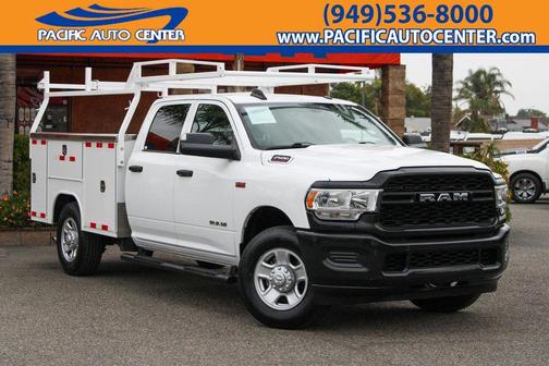 2022 RAM 2500 Tradesman Crew Cab 4x2 8' Box