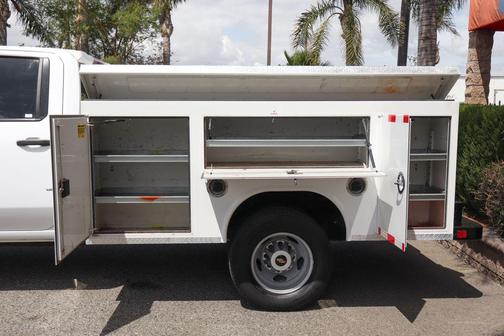 Summit White 2022 Chevrolet Silverado 3500 WT