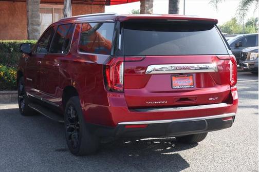 2022 GMC Yukon XL SLT