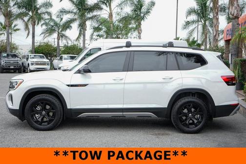 2025 Volkswagen Atlas 2.0T Peak Edition