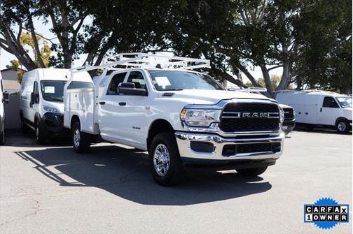 2022 RAM 2500 Tradesman Crew Cab 4x4 8' Box