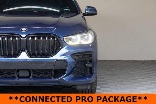 2022 BMW X6 M50i