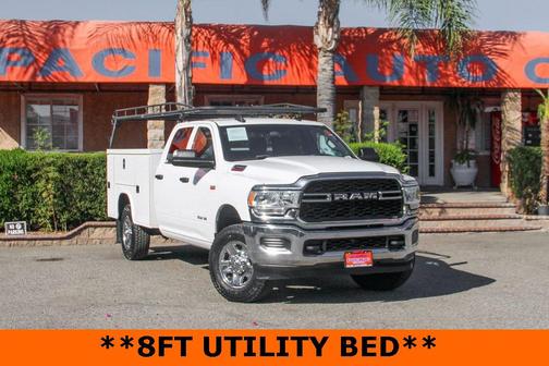 2021 RAM 3500 Tradesman Crew Cab 4x4 8' Box