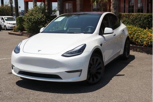 2024 Tesla Model Y Performance Dual Motor All-Wheel Drive