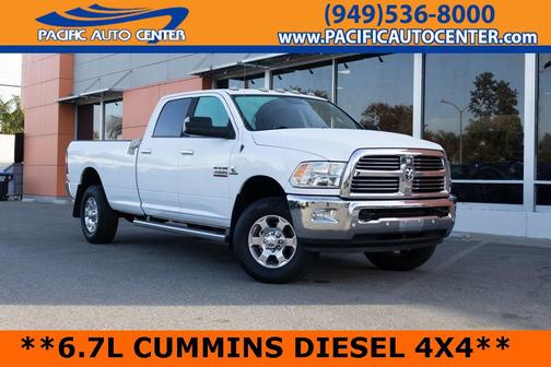 2017 RAM 3500 Big Horn Crew Cab 4x4 8' Box