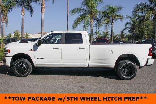 2024 RAM 3500 Laramie Crew Cab 4x4 8' Box