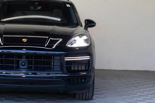2020 Porsche Cayenne Turbo