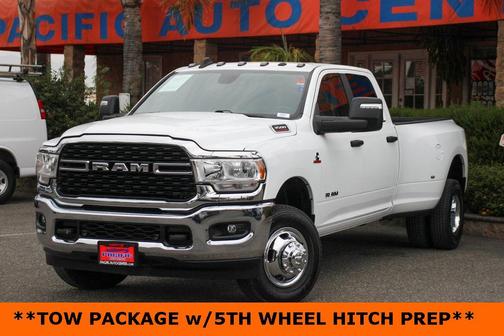 2023 RAM 3500 Big Horn Crew Cab 4x4 8' Box