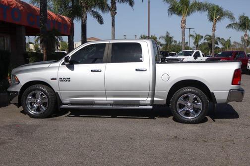 Bright Silver Metallic Clearcoat 2016 RAM 1500 Big Horn