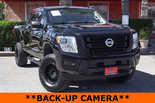 Super Black 2021 Nissan Titan XD S