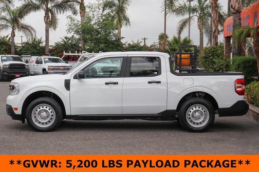 2022 Ford Maverick XL