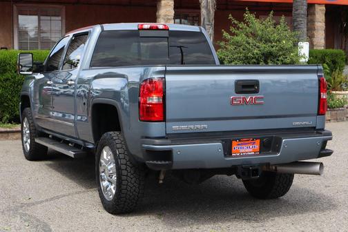 Light Steel Gray Metallic 2016 GMC Sierra 2500 Denali