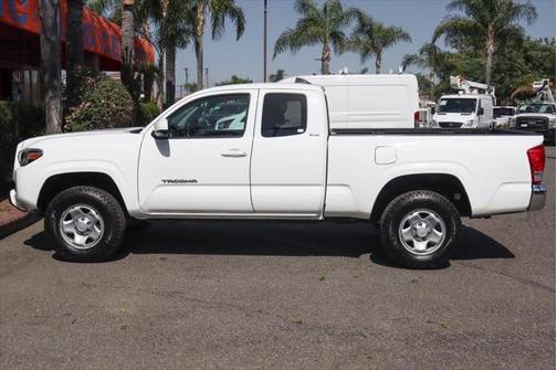 2016 Toyota Tacoma SR5
