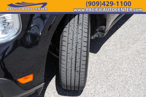 Shadow Black 2024 Ford Maverick XLT