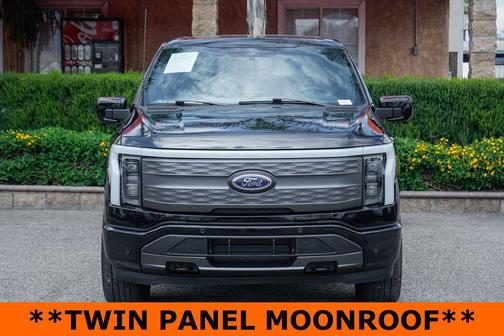 Agate Black Metallic 2022 Ford F-150 Lightning LARIAT