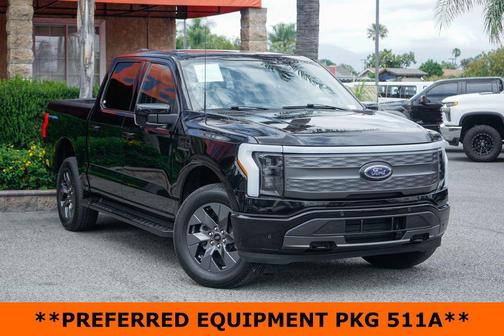 Agate Black Metallic 2022 Ford F-150 Lightning LARIAT