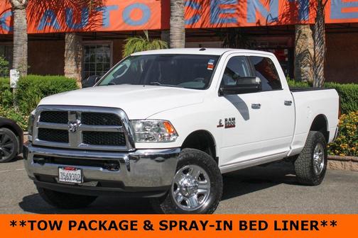2017 RAM 2500 SLT Crew Cab 4x4 6'4' Box