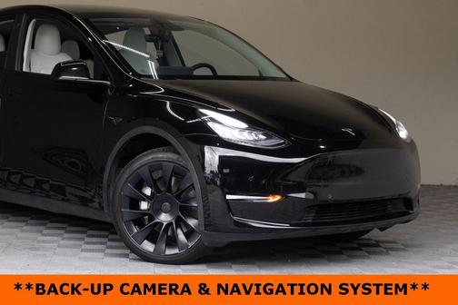 2022 Tesla Model Y Long Range Dual Motor All-Wheel Drive