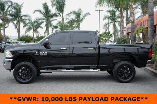 2017 RAM 2500 Big Horn Crew Cab 4x4 6'4' Box